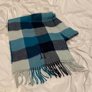 ‘H’ monogrammed cashmere scarf